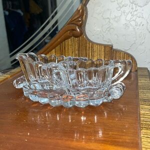 Vintage 🐝 Crystal Sugar and Creamer Set